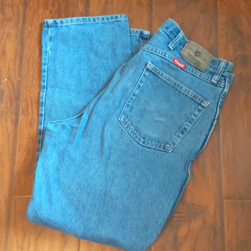 🥳SALE $10🥳Wrangler men's jeans